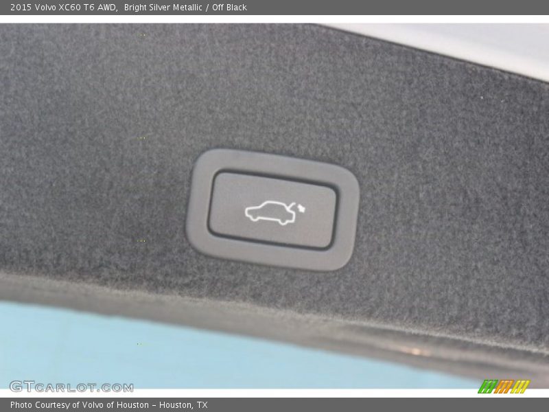 Bright Silver Metallic / Off Black 2015 Volvo XC60 T6 AWD