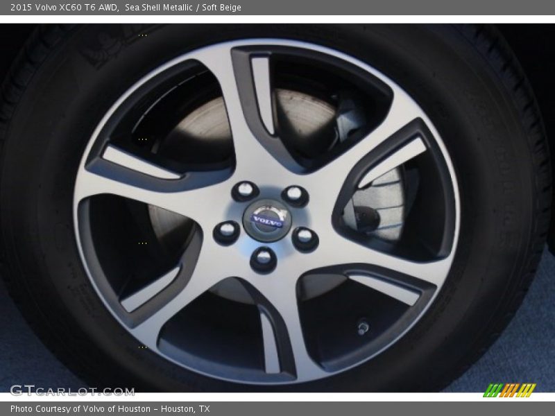 Sea Shell Metallic / Soft Beige 2015 Volvo XC60 T6 AWD