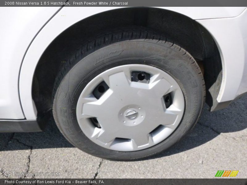 Fresh Powder White / Charcoal 2008 Nissan Versa 1.8 S Hatchback