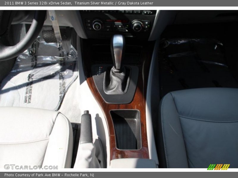 Titanium Silver Metallic / Gray Dakota Leather 2011 BMW 3 Series 328i xDrive Sedan