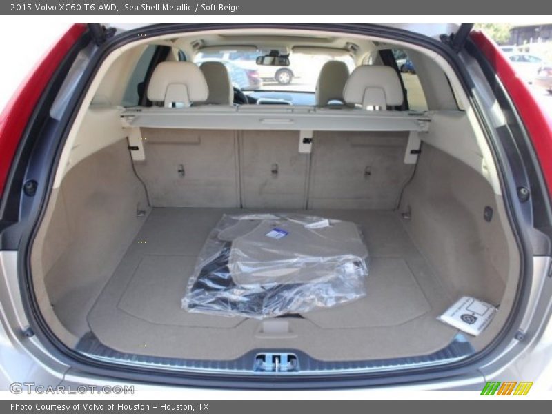 Sea Shell Metallic / Soft Beige 2015 Volvo XC60 T6 AWD