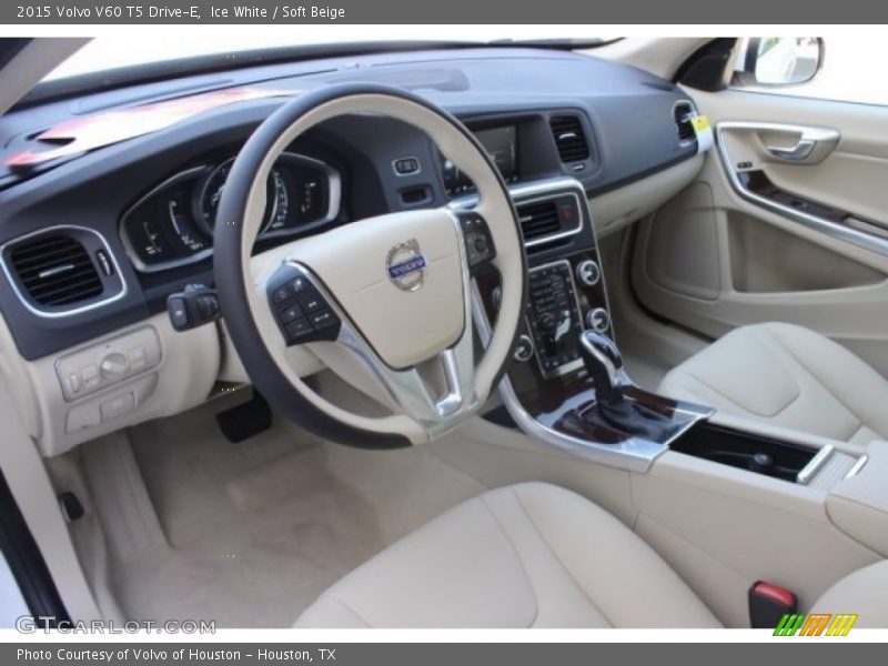 Ice White / Soft Beige 2015 Volvo V60 T5 Drive-E