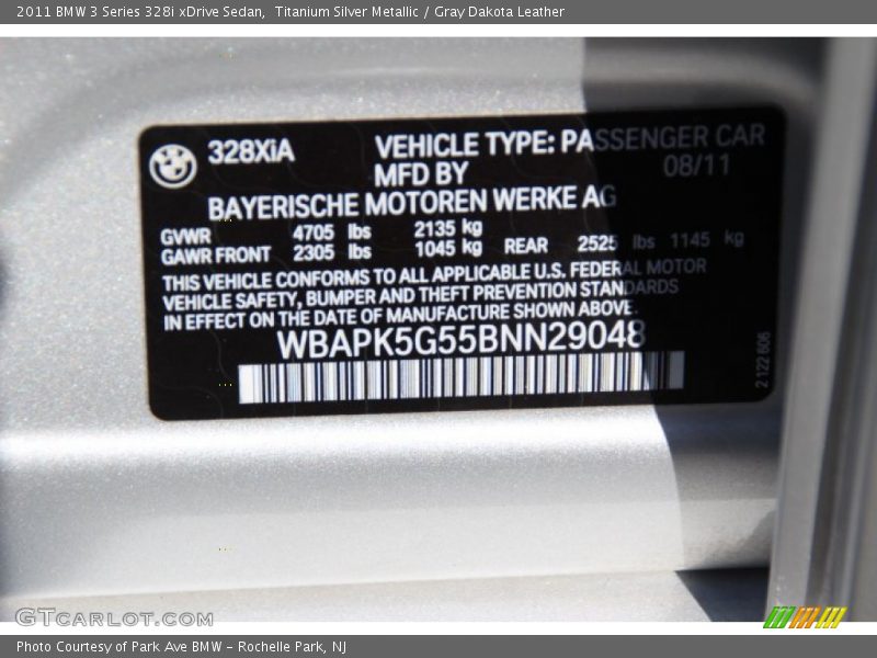 Titanium Silver Metallic / Gray Dakota Leather 2011 BMW 3 Series 328i xDrive Sedan