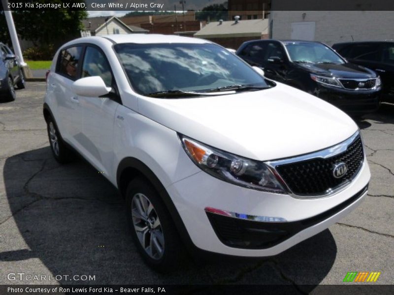 Clear White / Alpine Gray 2015 Kia Sportage LX AWD