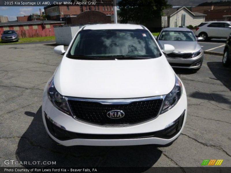 Clear White / Alpine Gray 2015 Kia Sportage LX AWD