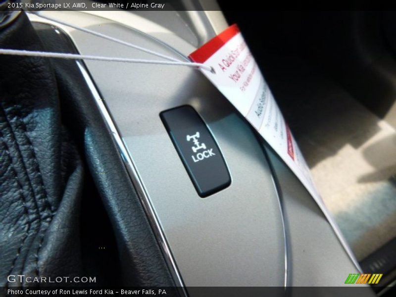Clear White / Alpine Gray 2015 Kia Sportage LX AWD