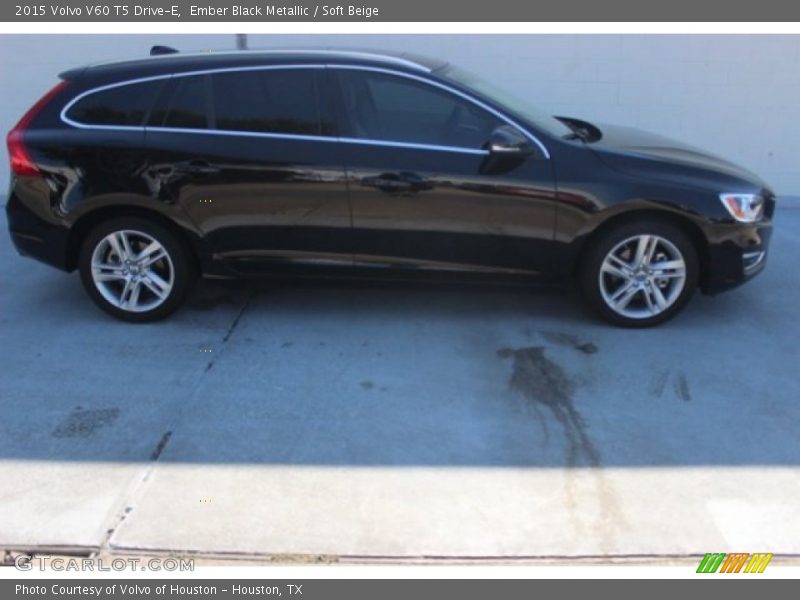 Ember Black Metallic / Soft Beige 2015 Volvo V60 T5 Drive-E