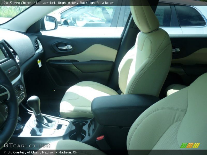 Front Seat of 2015 Cherokee Latitude 4x4