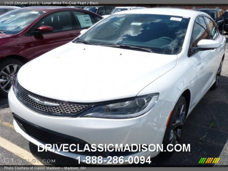 Lunar White Tri-Coat Pearl / Black 2015 Chrysler 200 S
