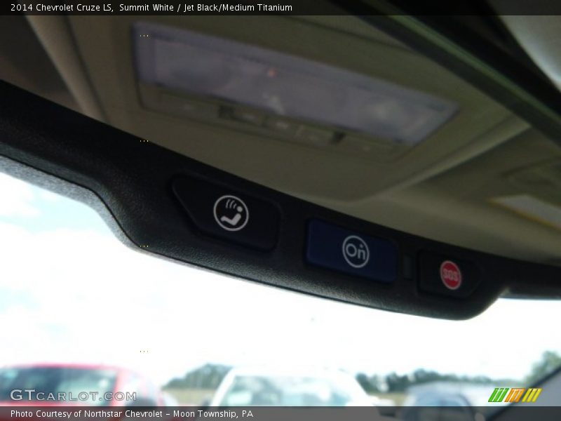 Summit White / Jet Black/Medium Titanium 2014 Chevrolet Cruze LS