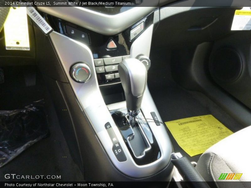 Summit White / Jet Black/Medium Titanium 2014 Chevrolet Cruze LS