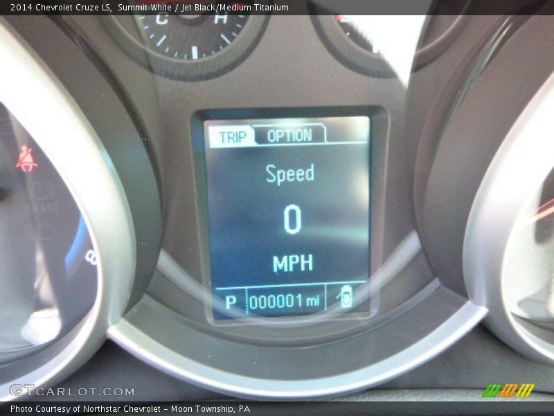 Summit White / Jet Black/Medium Titanium 2014 Chevrolet Cruze LS
