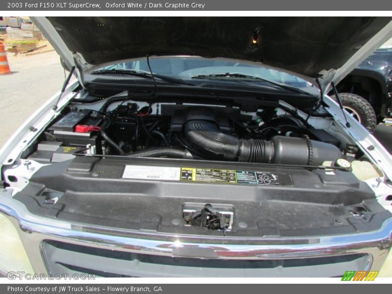 Oxford White / Dark Graphite Grey 2003 Ford F150 XLT SuperCrew