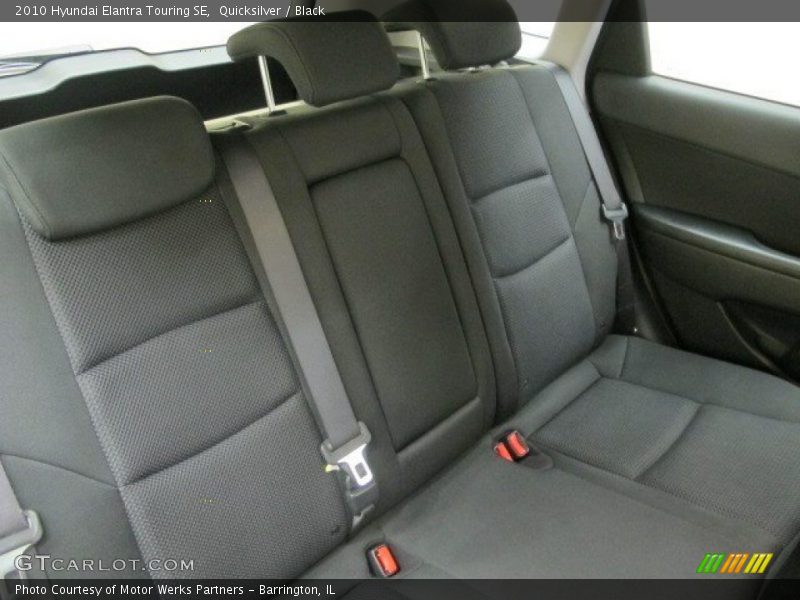 Quicksilver / Black 2010 Hyundai Elantra Touring SE