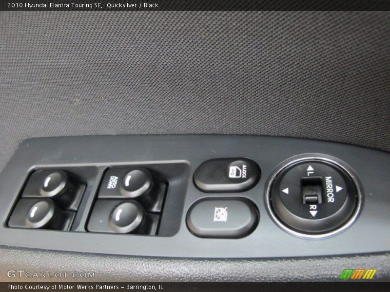 Quicksilver / Black 2010 Hyundai Elantra Touring SE