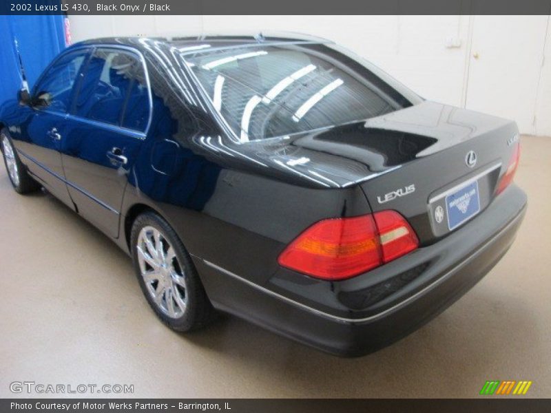 Black Onyx / Black 2002 Lexus LS 430