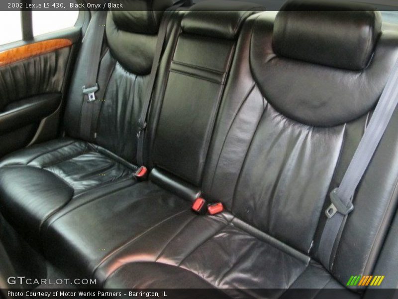 Black Onyx / Black 2002 Lexus LS 430