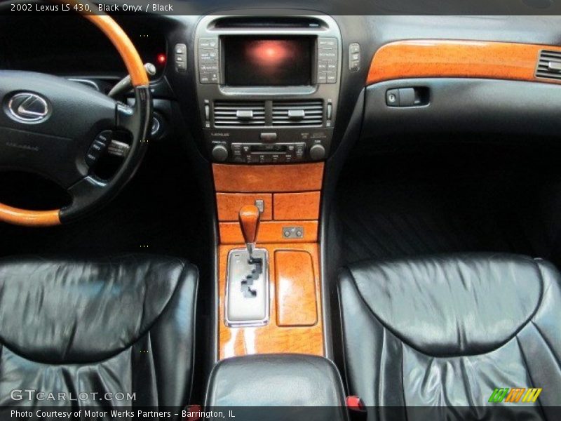 Black Onyx / Black 2002 Lexus LS 430