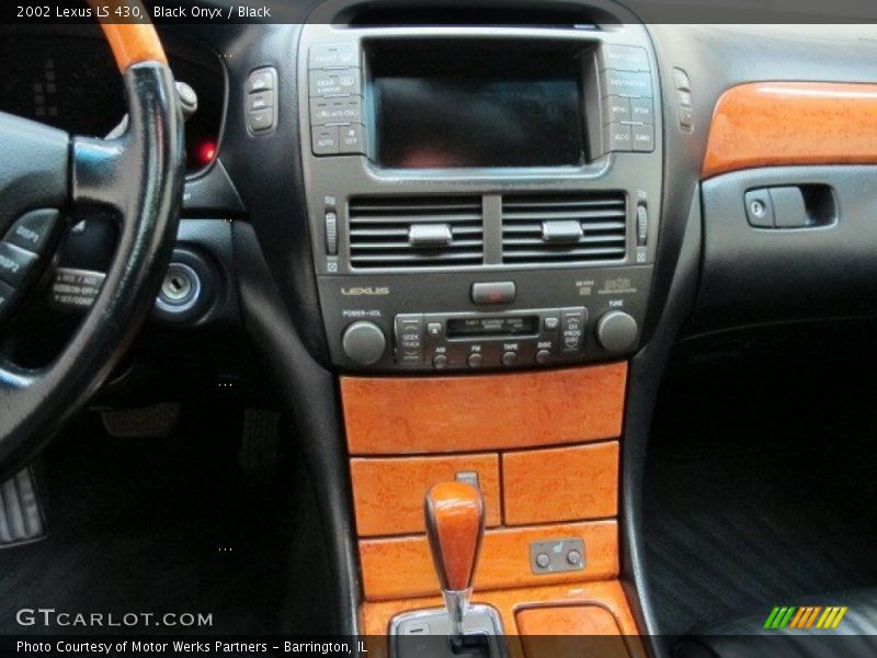 Black Onyx / Black 2002 Lexus LS 430