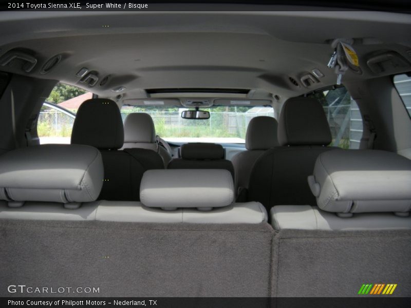 Super White / Bisque 2014 Toyota Sienna XLE