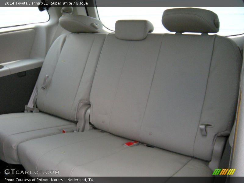 Super White / Bisque 2014 Toyota Sienna XLE