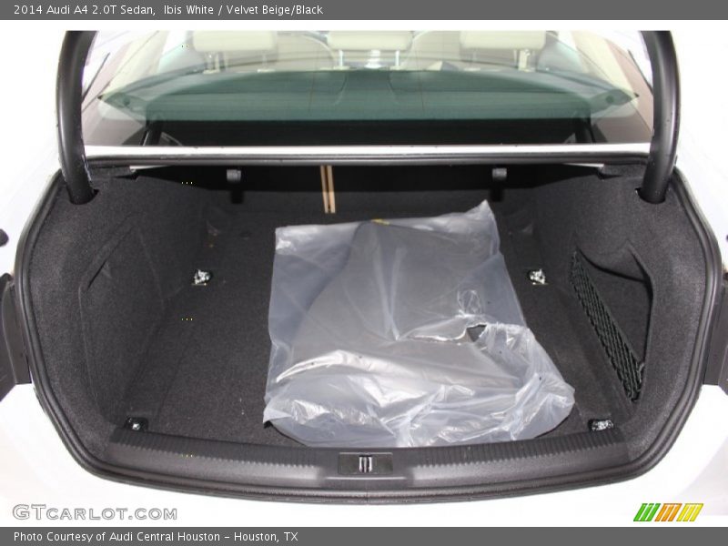 Ibis White / Velvet Beige/Black 2014 Audi A4 2.0T Sedan