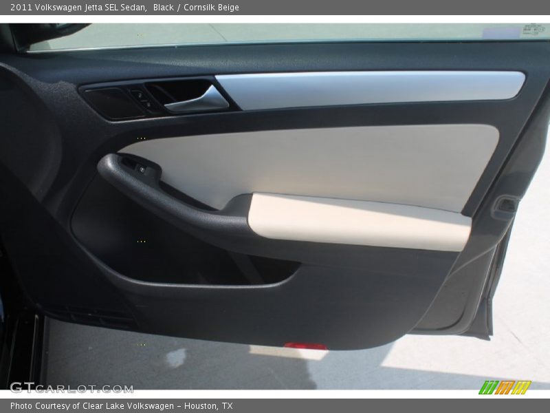 Black / Cornsilk Beige 2011 Volkswagen Jetta SEL Sedan