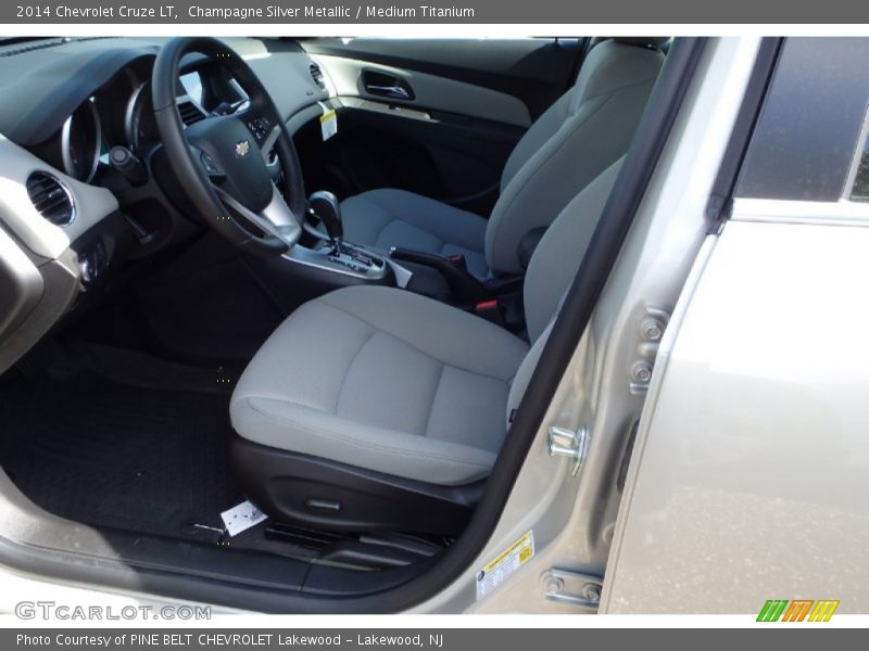 Champagne Silver Metallic / Medium Titanium 2014 Chevrolet Cruze LT