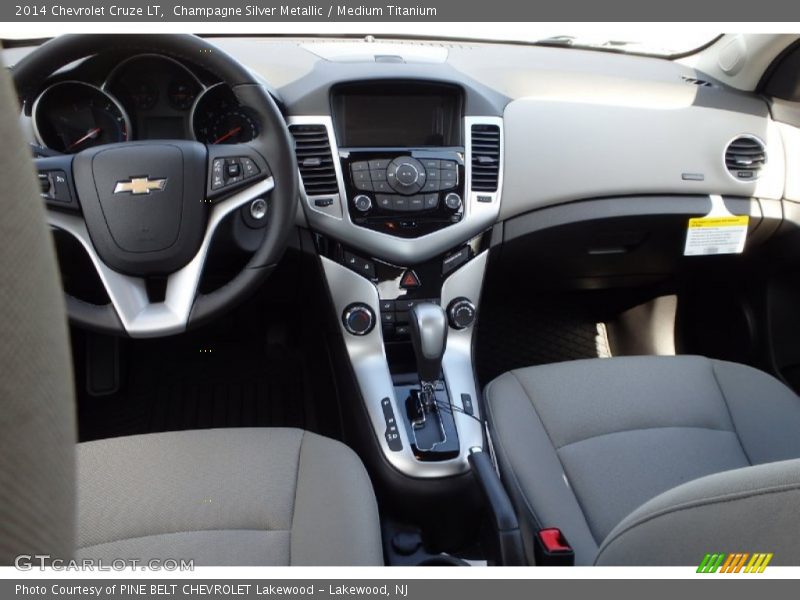 Champagne Silver Metallic / Medium Titanium 2014 Chevrolet Cruze LT