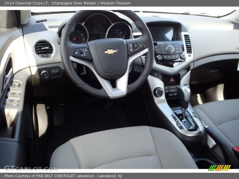 Champagne Silver Metallic / Medium Titanium 2014 Chevrolet Cruze LT