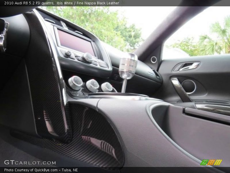 Ibis White / Fine Nappa Black Leather 2010 Audi R8 5.2 FSI quattro
