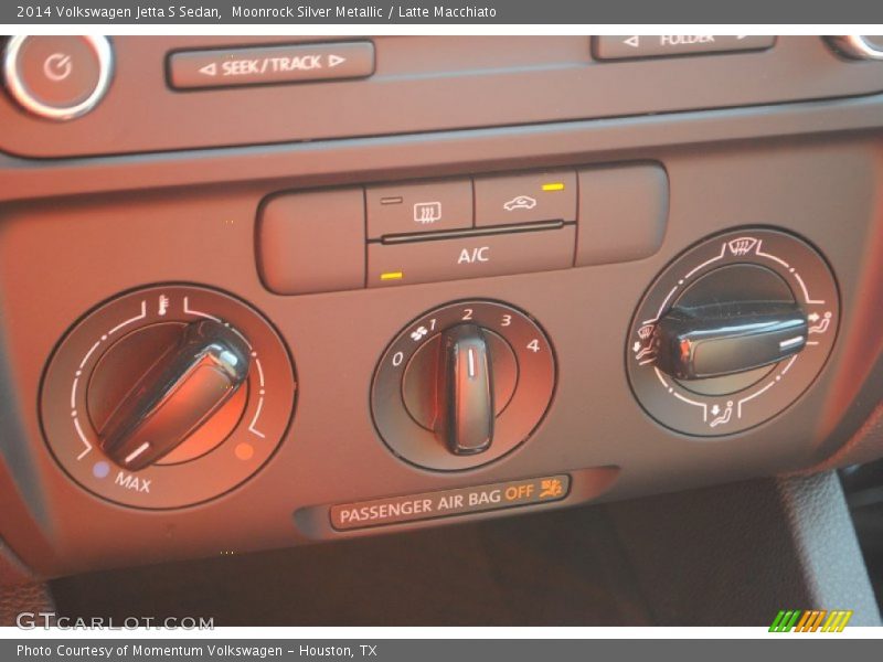 Moonrock Silver Metallic / Latte Macchiato 2014 Volkswagen Jetta S Sedan