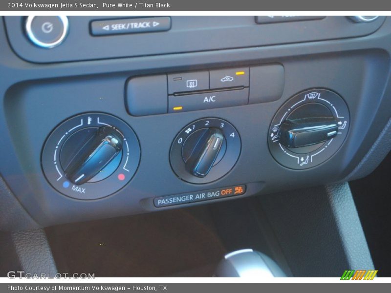 Pure White / Titan Black 2014 Volkswagen Jetta S Sedan