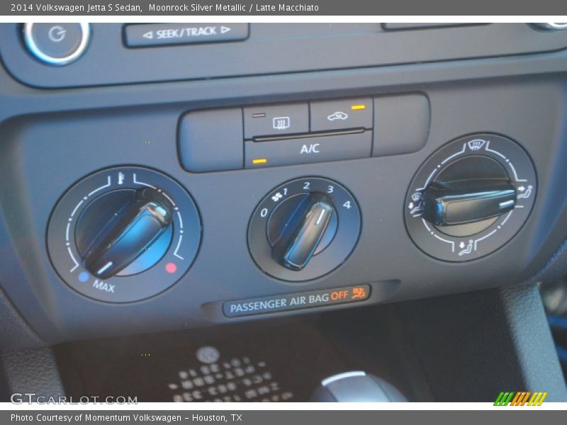 Moonrock Silver Metallic / Latte Macchiato 2014 Volkswagen Jetta S Sedan