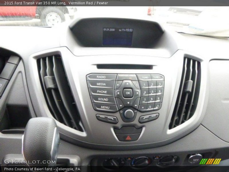 Controls of 2015 Transit Van 350 MR Long
