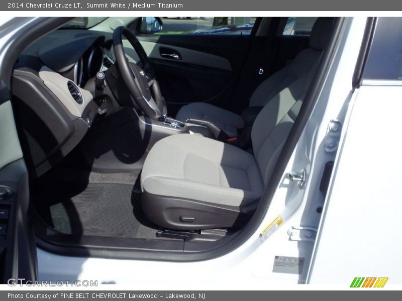 Summit White / Medium Titanium 2014 Chevrolet Cruze LT