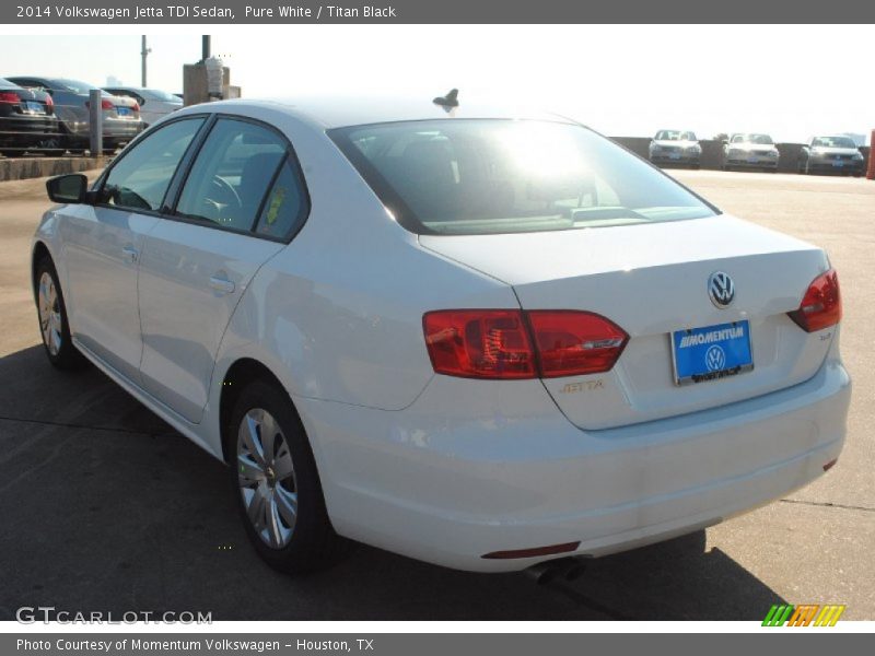 Pure White / Titan Black 2014 Volkswagen Jetta TDI Sedan