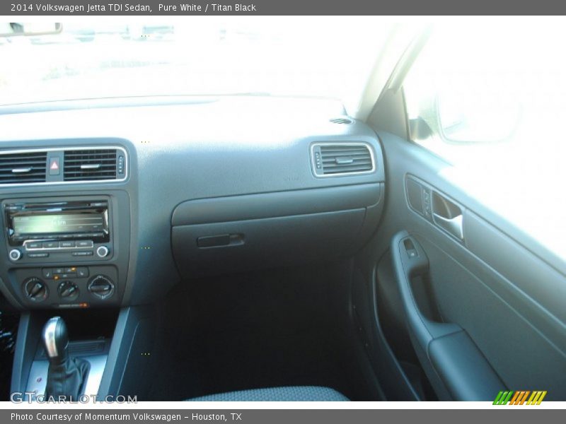 Pure White / Titan Black 2014 Volkswagen Jetta TDI Sedan