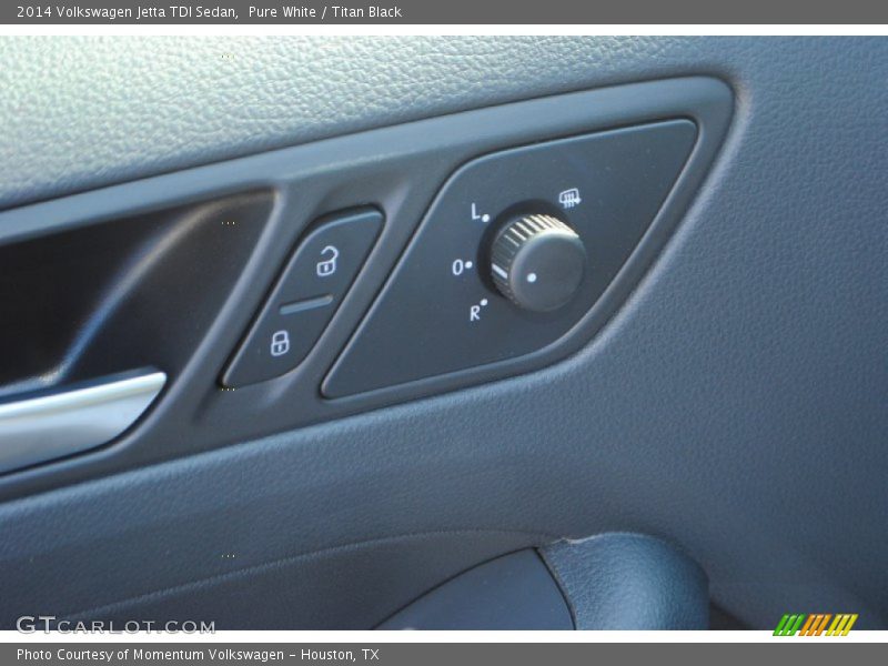 Pure White / Titan Black 2014 Volkswagen Jetta TDI Sedan