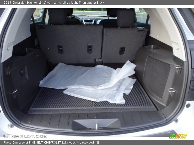 Silver Ice Metallic / Light Titanium/Jet Black 2015 Chevrolet Equinox LS
