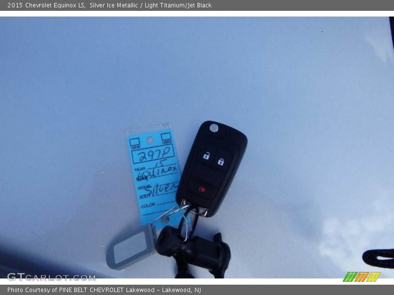 Silver Ice Metallic / Light Titanium/Jet Black 2015 Chevrolet Equinox LS