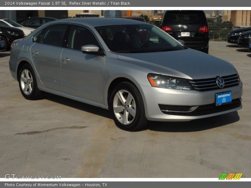 Reflex Silver Metallic / Titan Black 2014 Volkswagen Passat 1.8T SE