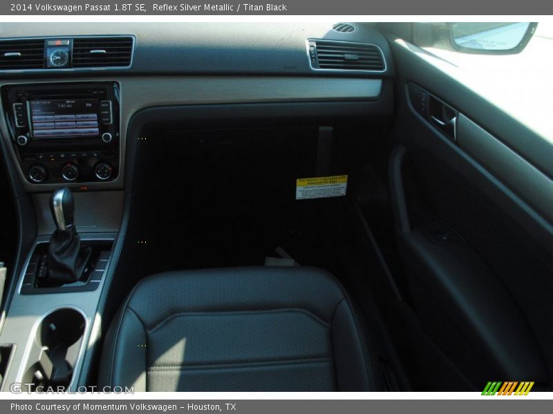 Reflex Silver Metallic / Titan Black 2014 Volkswagen Passat 1.8T SE