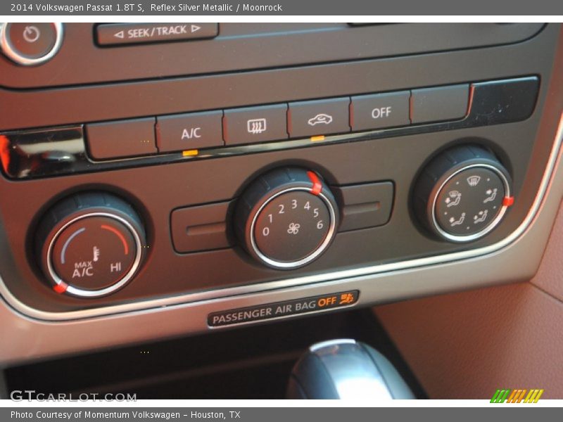 Reflex Silver Metallic / Moonrock 2014 Volkswagen Passat 1.8T S