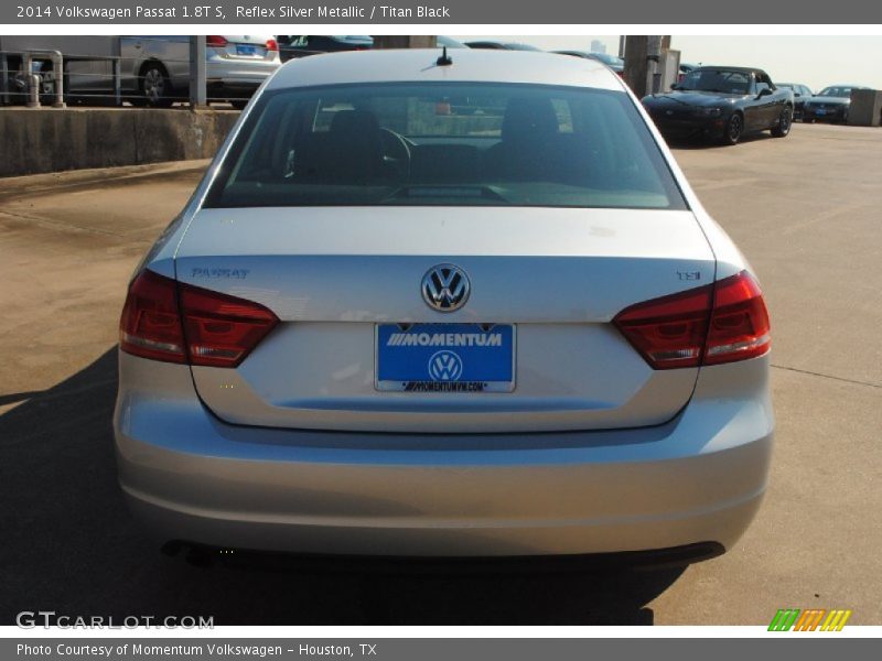 Reflex Silver Metallic / Titan Black 2014 Volkswagen Passat 1.8T S