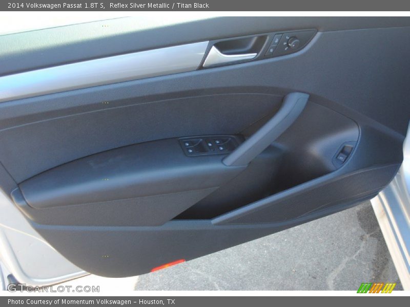 Reflex Silver Metallic / Titan Black 2014 Volkswagen Passat 1.8T S