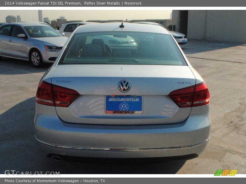 Reflex Silver Metallic / Moonrock 2014 Volkswagen Passat TDI SEL Premium