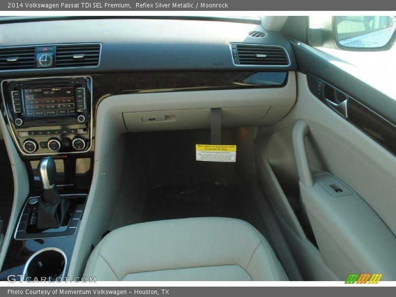Reflex Silver Metallic / Moonrock 2014 Volkswagen Passat TDI SEL Premium