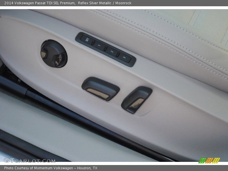 Reflex Silver Metallic / Moonrock 2014 Volkswagen Passat TDI SEL Premium