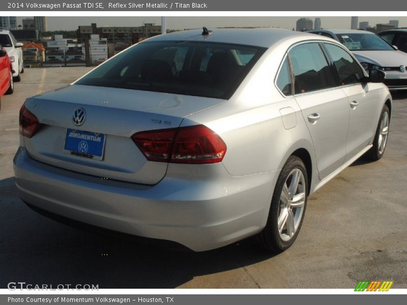 Reflex Silver Metallic / Titan Black 2014 Volkswagen Passat TDI SE